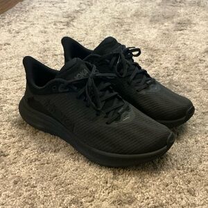 Hoka Black Low-Profile Running Shoes Mens 9